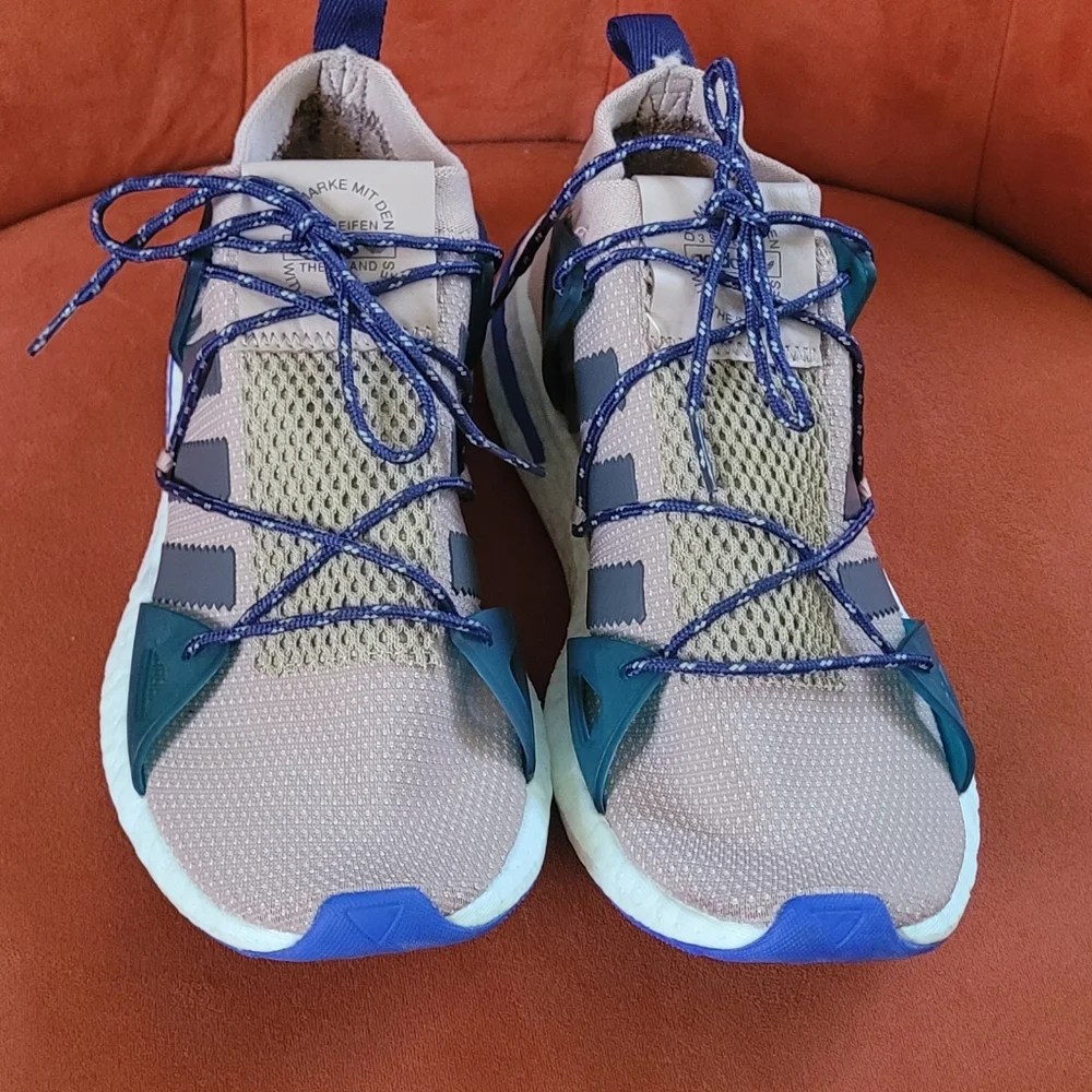 Adidas Arkyn WMNS (Raw Steel/Ash Pearl) Size 9.5 - Picture 3 of 10